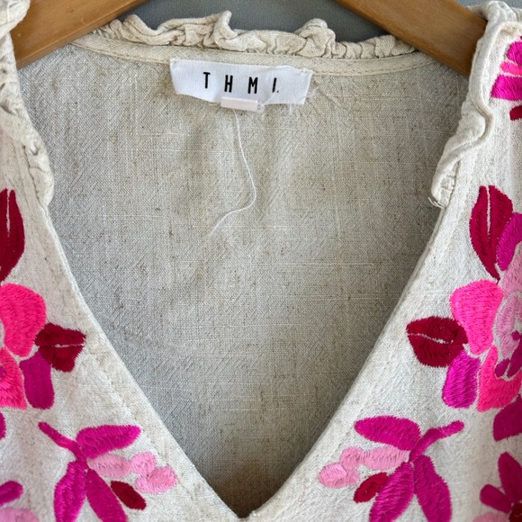 🎉5 for $40🎉 Anthropologie THML Embroidered Top Blouse Shirt Size XS - Picture 4 of 8